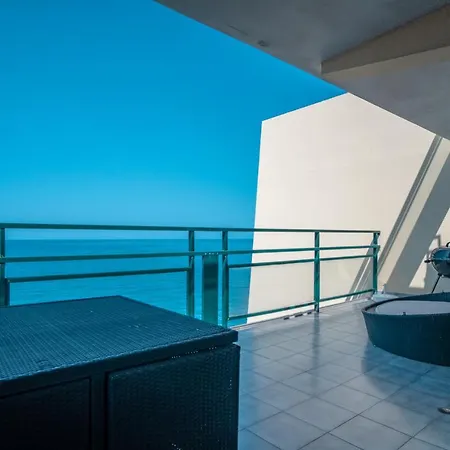 Iconic Penthouse 706 On Apartment
